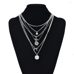 Pendant Necklaces Fashion Multilayer Necklace Eye Moon Heart Golden Women Boho Chocker Jewlery Link Chain Collares Trendy Gift