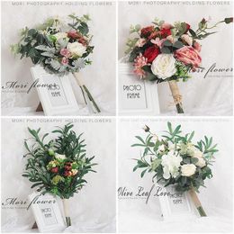 Decorative Flowers INS Korean Wedding Bridal Bouquets Artificial In Hand Props Fake Rose Home Room Decor