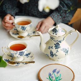 Mugs Coffee Cup Set Retro Blueandwhite Ceramic Pot Exquisite English Afternoon Tea Arabic 230825