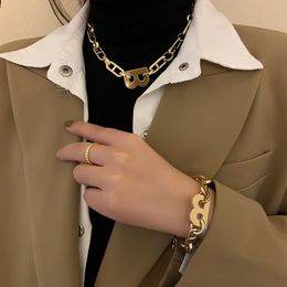 Charm Bracelets Flashbuy Fashion Gold Color Metal Letter B Earrings Bracelets for Women Thick Link Chain Bracelets Necklace Couple Jewelry Gift 230824