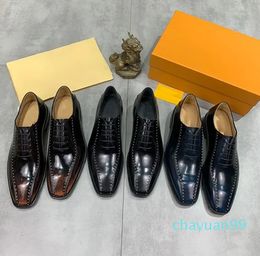 Leather men dress Menbusiness suits the glossy wedding shoe leather lace-up pointed shoes prevent slippery design mens shoes for men with box