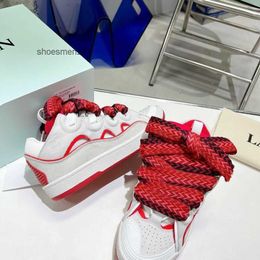 Lovers Colour Mens Fashion Gump Bread Shoes Designer 2023 Training Sneaker Lanviin Curbs Fashion Leisure Sports Skateboard Thick Bottom Forrest Yefk