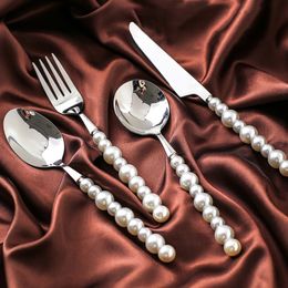 Dishes Plates 134Pcs Pearl Cutlery Set Western 1810 Stainless Steel Tableware Wedding Diamond Inlaid Dinnerware Knife Fork Spoon Gift 230825