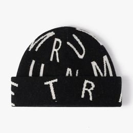 Beanie Skull Caps Letter Jacquard Cashmere Knitting Women's Hat Winter Outdoor Thick Keep Warm For Men Fashion Skullies Beanies 120g 230825