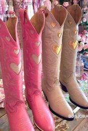 Boots Womens Cowboy Cowgirl Boots Heart-shaped Design Fashion Sweet Sugar Western Boots Slip On Pink Retro Shoes 2023 New Pointed Toe T230824
