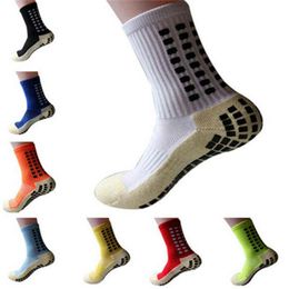 3 pairs New Sports Anti Slip Soccer Socks Cotton Football Men Grip Socks Calcetines Y12092943