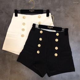 Women's Shorts 2023 Autumn High-waisted Gold Button Decoration Trend Small Women All Match