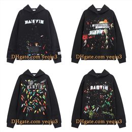 Men hoodies Autumn Pullover Top Designer Hoodies Couple Sweatshirts plus size Black casual hoodies Graffiti pattern Comfortable sweatshirt Christmas gift