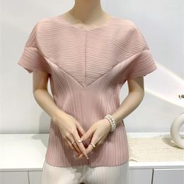 T-shirt da donna Miyake pieghettato elegante rosa chic mezza piega design T-shirt per le donne 2023 estate femminile O-collo manica corta slim casual top
