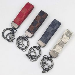 Fashionable and trendy PU vintage leather keychain, creative metal fashion, men and women's lovers, leather rope, sturdy and wear-resistant car keychain