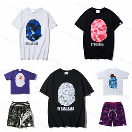 디자이너 T 셔츠 남성 단편 여성 의류 그래픽 티 패턴 탑 여름 짧은 슬리브 Tshirt 힙합 편지 낙서 느슨한 셔츠 Rhude Cau O5HV#