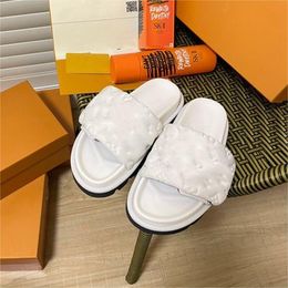 2023 Designers Slippers Pool Pillow Mules Women Sandals luxury Sunset Flat Comfort Mules Padded Front Strap Slippers Fashionable Easy-to-wear Style Slides su02