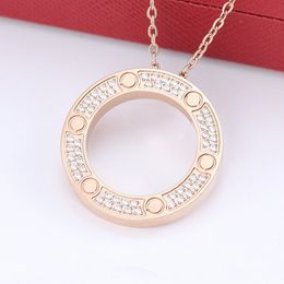 Collana di design collana in oro designer di gioielli da donna collane con ciondolo di diamanti catena di pendenti a cerchio in argento di lusso in acciaio inossidabile