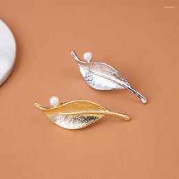 Brooches Classic Design Simulation Leaf Pearl Brooch For Women Girls Fashion Scarf Collar Lapel Badge Pin Jewellery Party Gifts