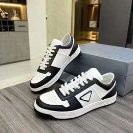 Downtown Leather Sneakers casual shoes Man Woman Sporty Shoes wholesale White Black Blue Red Casual Shoe Rubber Sole Trainer Sneaker size 35-46 09