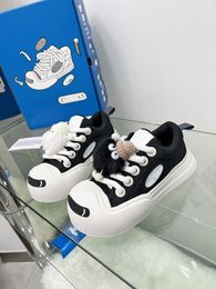 Openmouthed Smile Canvas Shoes Ugly and Cute Inflatable Shoes Design Style for Men and Women Create Young Fashion Shoes Versatile Fashion Shoes