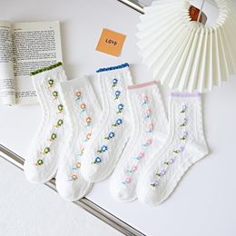 Women Socks Simple Fashion Japanese Cute Pastoral Sunflower Tube Summer And Autumn Lace White Cotton School Girl Sports