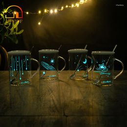 Wine Glasses Creative Night Luminous Starry Sky Glass Cup Couple Coffee Mug Light Discoloration Shinning Pyrex Water With Lid Spoon