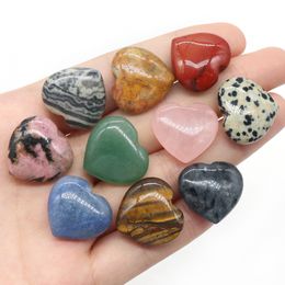 Natural Stones and Crystals Carved Multicolor Heart Shaped Love Gemstone Room Decoration Diy For Necklace Healing Reiki S14