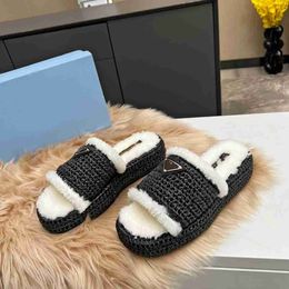 Womens Trough winter Sandals Quilted Prad Platform Slippers Flats Flats Sandals ankle strap fdsf