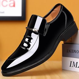 Dress Shoes Patent Leather for Men Business Casual Point Toe Slip on Loafers Luxury Party Wedding Plus Size 230826