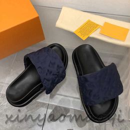Women Slippers men black Scuff Flat Sandals Pool Pillow Mules Sunset Padded Front Strap Fashionable Easy-to-wear Style Slides Fuchsia very good