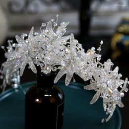 Hårklipp handgjorda pärlstavar klart blommor hårband krona tiara fest juldag födelsedagsmycken