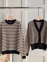 Women's Sweaters Women Sequin Contrast Colour Striped Sweater O-Neck Or V-Neck Autumn Ladies Single Breasted Long Sleeve Pullover Tops