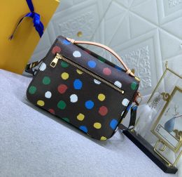 2023 Designer womens shoulder bag luxury Metis handbags leather fashion envelope tote bags flower letter crossbody ladie messenger makeup purses Top-quality