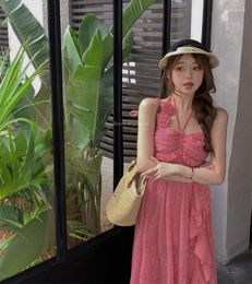 Casual Dresses Hmsevenjz 2023 Summer Fashion Solid Color Romantic Retro Dress Y2K Sweet Spicy Girl Beach Vacation Irregular Rose Strap