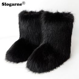 Stivali Stivali di pelliccia moda Donna Stivali da neve in pelliccia soffice Donna Inverno caldo Scarpe con plateau in peluche Bottiglie di pelliccia sintetica pelosa Stivali di lusso 230826