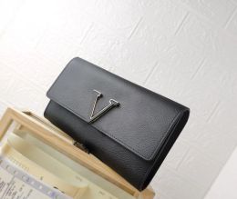 2023 Fashion designer wallets luxury Capucines purse metal switch clutch bags Highs quality monograms coin purses women card holder with original box dust bag