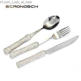 Luxury Spoon Fork Knife Set 304 Stainless Steel Cutlery Tableware Bling Sparkling Diamond Flatware Dish Set Dinnerware Set Gift Q230828