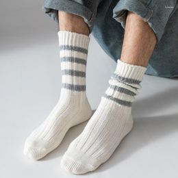 Men's Socks Medium Tube Vintage City Boy Thick Thread Knit Cotton Designer Solid Casual Sports Cycling Hiking