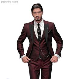 Men's Suit Slim Fit 3 Pieces Burgundy Tuxedo Gentle-Mens Wedding Suits Notch Lapel Groom Terno (Jacket+Pants+Vest) Q230828
