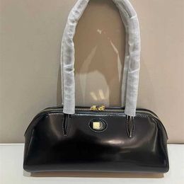 New Designer Handbag Early Lacquer Leather Horizontal Long One Underarm Lightweight Women's Black