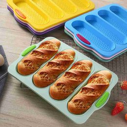 4 Grids Bread Baking Mould Food Grade Baguette Baking Tray Silicone Anti-scalding for Restaurant HKD230828