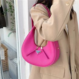 12% OFF Bag 2024 New Launch Designer Handbag Leisure Small for Women Popular New Solid Colour Versatile Crescent with Western Style and One Shoulder Underarm