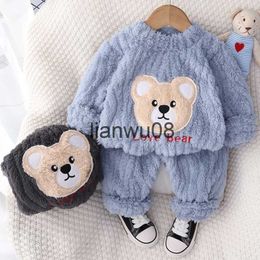 Clothing Sets New Winter Children Clothes Baby Boys Cartoon Bear Plus Velvet Tops Pants 2PcsSet Infant Kids Warm Costume Casual Tracksuits x0828