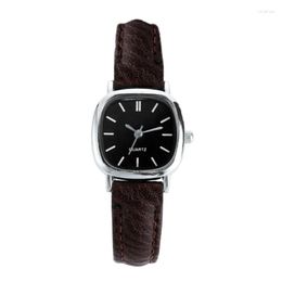 Wristwatches Small Dial Quartz Watches For Women Luxury Square Casual Leather Belt Temperament Ladies Dress Watch