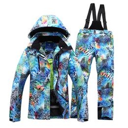 Skiing Suits Winter Ski Suit Female Jacket Set High Quality Windproof Waterproof Warm Big Yards Colourful Bright Ms Set 230828