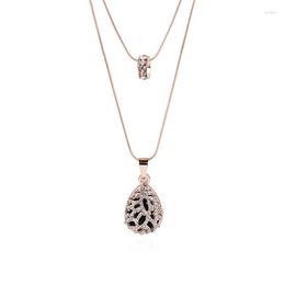 Pendant Necklaces Peach Heart Hollow Out Design Creative Accessories Wholesale Simple Trend Jewelry Sweater Chains For Women