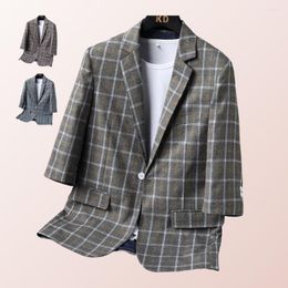 Men's Suits Casual Plaid Blazer Short-Sleeved Slim Fit Suit Jacket Stylish Single-Breasted Design Mens Masculino