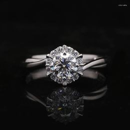 Cluster Rings Centre 0.583ct HPH CVD Lab Grown Diamond Ring For Women Engagement Wedding High Quality Jwewlry
