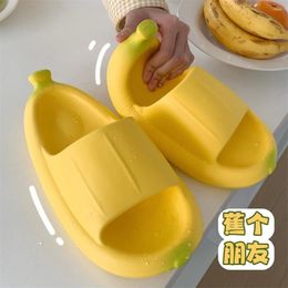 Slippers Fuuny Lovely Banana Women Anti-slip Eva Soft Thick Sole Sandals Bathroom Slipper Female 2023 Summer Fruit Shoes