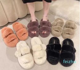 Slippers New Fluffy Fur Slider Women's Winter Warm Solid Versatile Cute Casual Footwear Soft Chinelos Planos