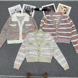 Lussuoso maglione lavorato a maglia da donna pullover maglione a maniche lunghe designer giacca cardigan con strisce di marca