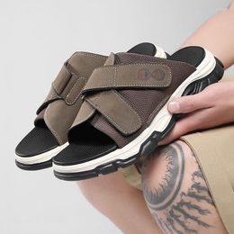 Slippers 2023 Summer Men Sandals Flip Flops High-end Fashion Comfortable Male Brown Belt Buckle Home For Hombre