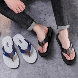 Slippers Fashion Flip-flops Men's Summer Wear-resistant Beach Trend For Men Shoes Simple And Durable