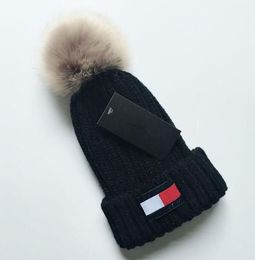 Women Designers Caps Hats Mens Designer Cashmere Woolen Blended Knitted Cap Winter Elastic Knit Bucket Hat Warm Bonnet Beanies